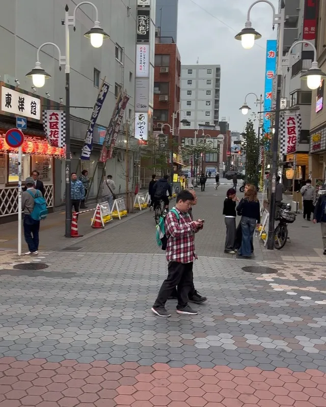 Okonomiyaki restaurant in Asakusa, Tokyo #okonomiyaki #japanesefood #asakusa #tokyo