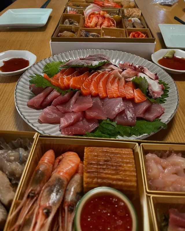 HAPPY NEW YEAR 2025 #oshogatsu #osechi #japanesenewyearfood #japanesenewyear #japanesetradition #newyeardecoration #shin